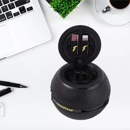 Universal Car Charging Cable with Multi-Tips iPhone, Android & USB-C Fast Charger ( default, Standard ).